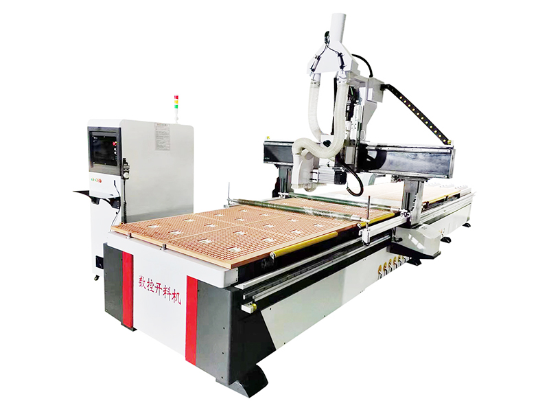 LD-1330大鋸片數(shù)控開(kāi)料機(jī) LD-1330大鋸片數(shù)控開(kāi)料機(jī)